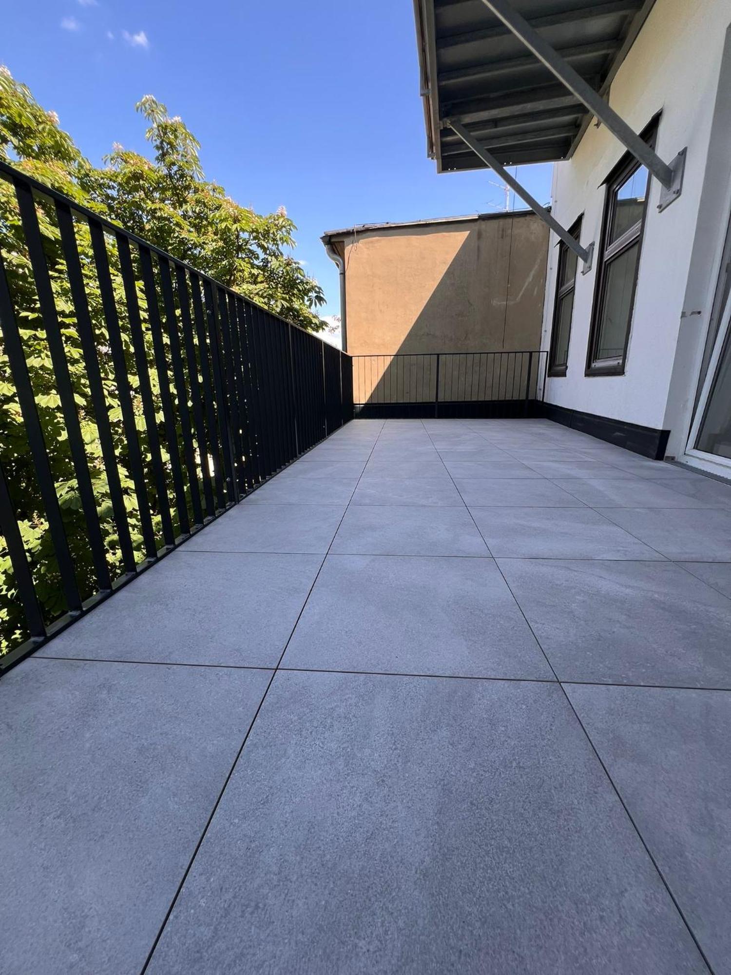 Large Garden-View Balcony Comfort Retreat 1020-Wina Bagian luar foto